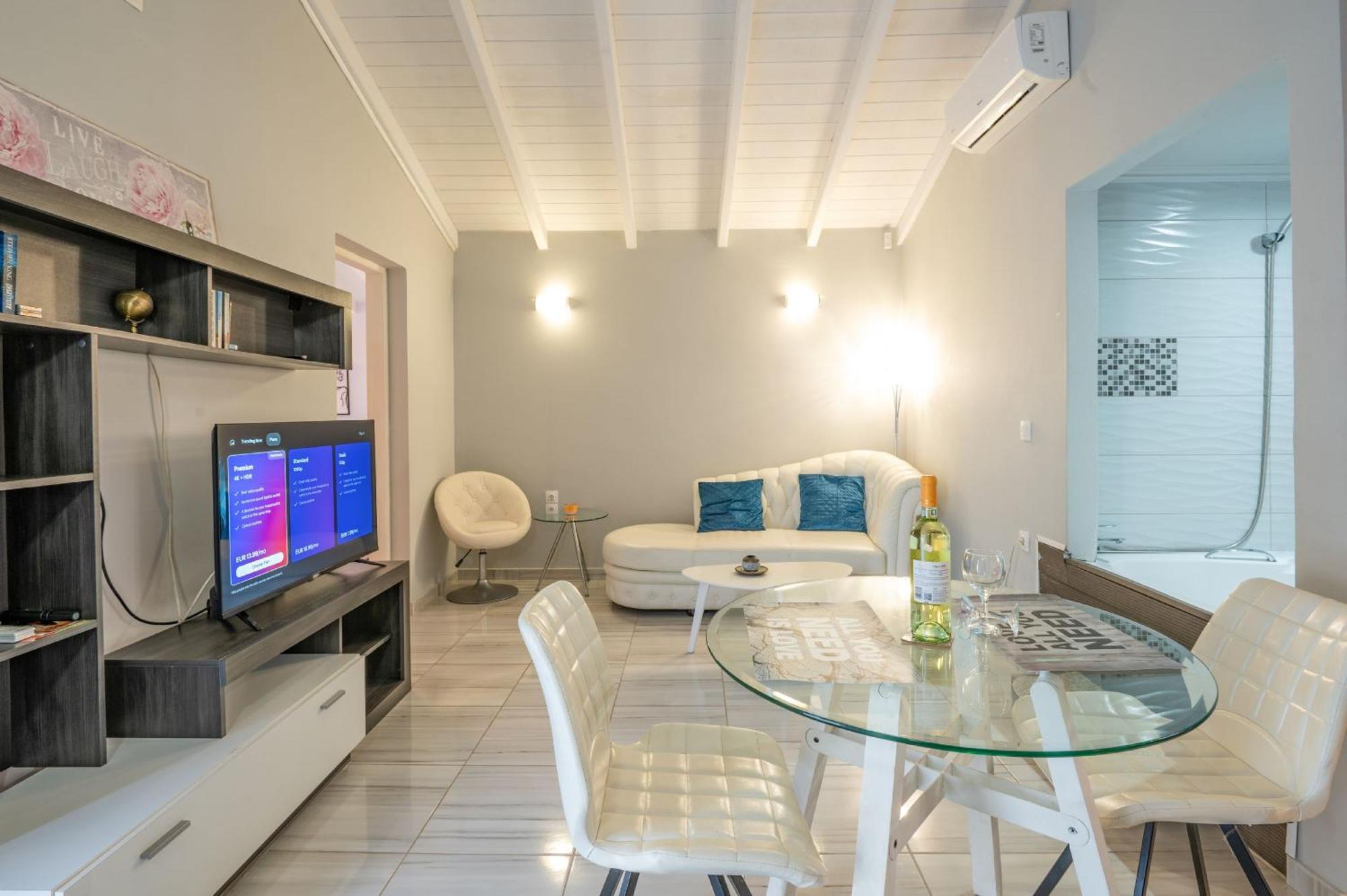 Luxury Just For 2 Halikounas